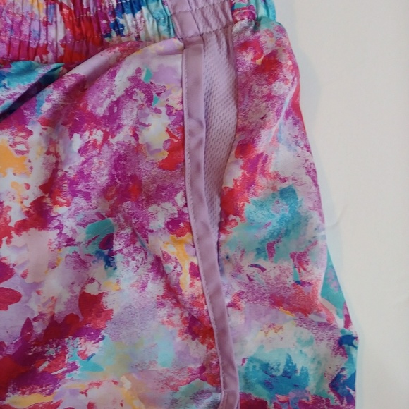 Champion girls running shorts - Picture 3 of 4